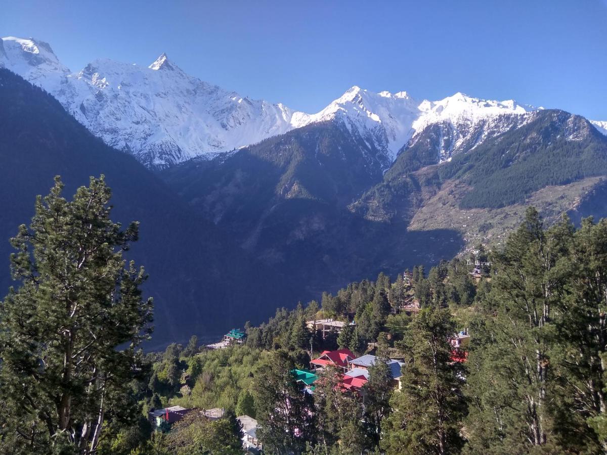 Wanderers Homestay -All Mountain Facing Rooms กัลป์ ภายนอก รูปภาพ