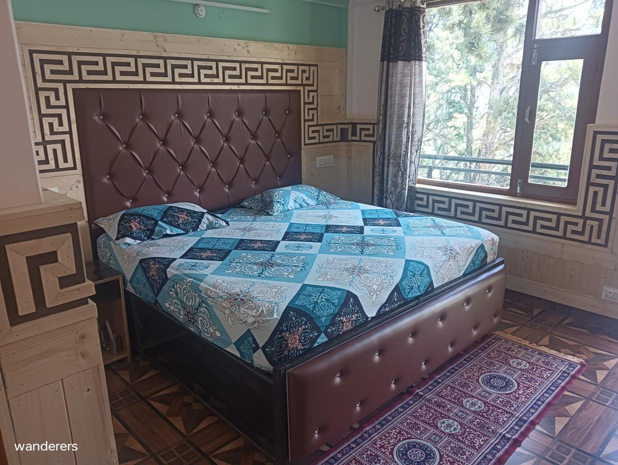 Wanderers Homestay -All Mountain Facing Rooms กัลป์ ภายนอก รูปภาพ